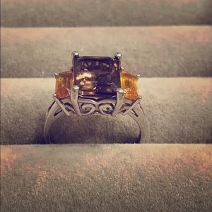 10k white gold ring with smoky/gold stones